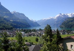 Die Bezirke Gersau, Küssnacht und Schwyz sowie die Gemeinden Arth, Greppen, Illgau, Ingenbohl, Lauerz, Morschach, Muotathal, Riemenstalden, Sattel, Schwyz, Steinen, Steinerberg, Vitznau und Weggis bilden die Region Rigi-Mythen.